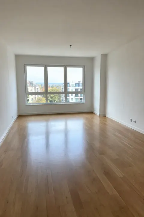 Virtual Staging: the original photo